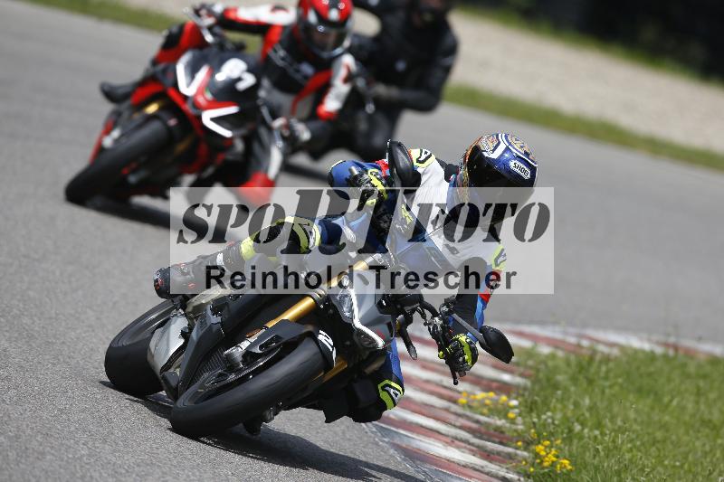 /Archiv-2024/29 12.06.2024 MOTO.CH Track Day ADR/Gruppe gelb/26